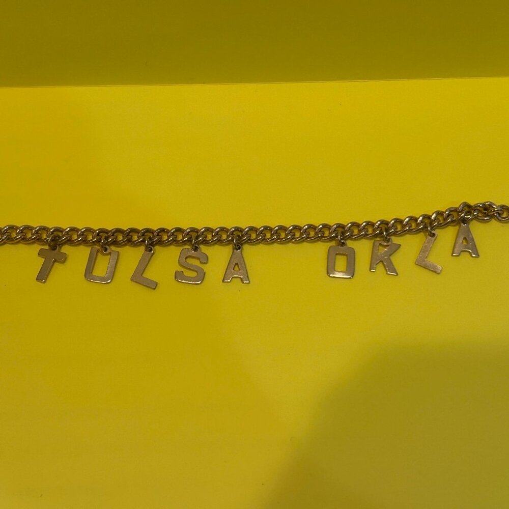 Vintage Tulsa Oklahoma Charm Bracelet Goldtone